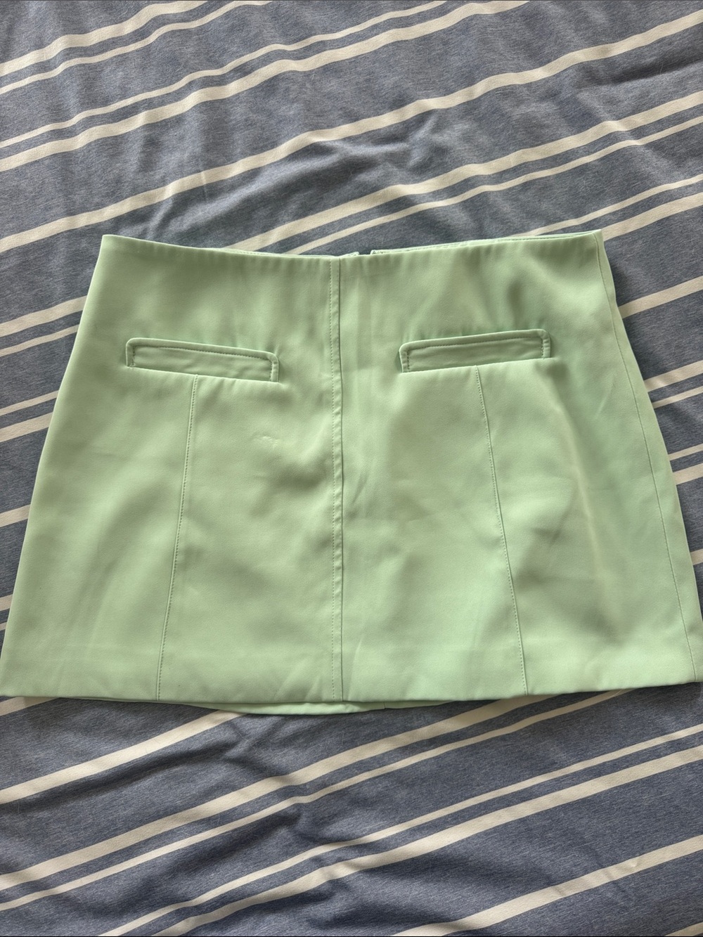 Forever 21 Mint Green Mini Skirt with Welt Pocket Detail